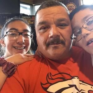 Meet your Posher, Raul raulito